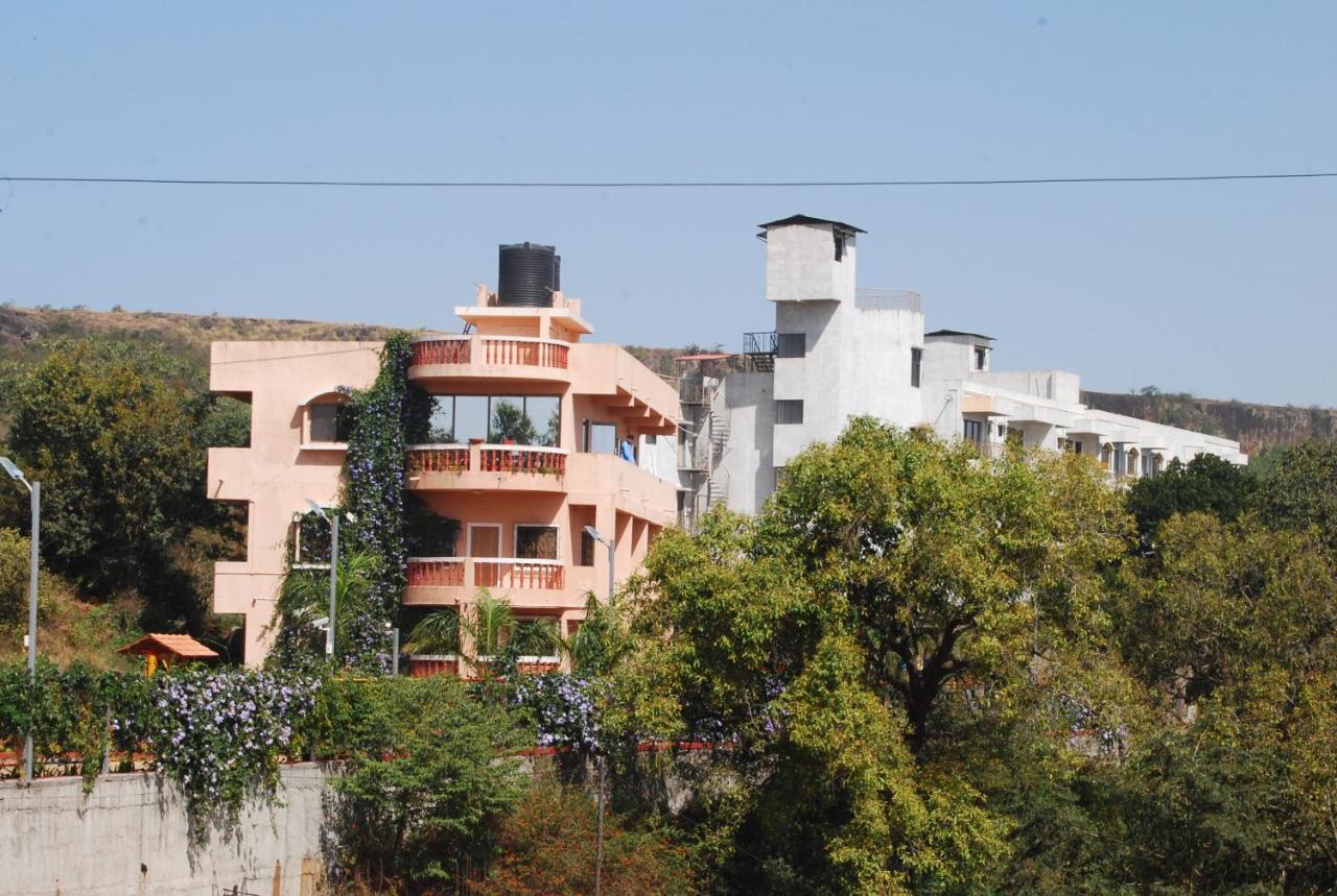 הוילה פנצ'גאני Quinte Hills Residency מראה חיצוני תמונה