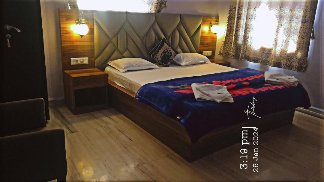 הוילה פנצ'גאני Quinte Hills Residency מראה חיצוני תמונה