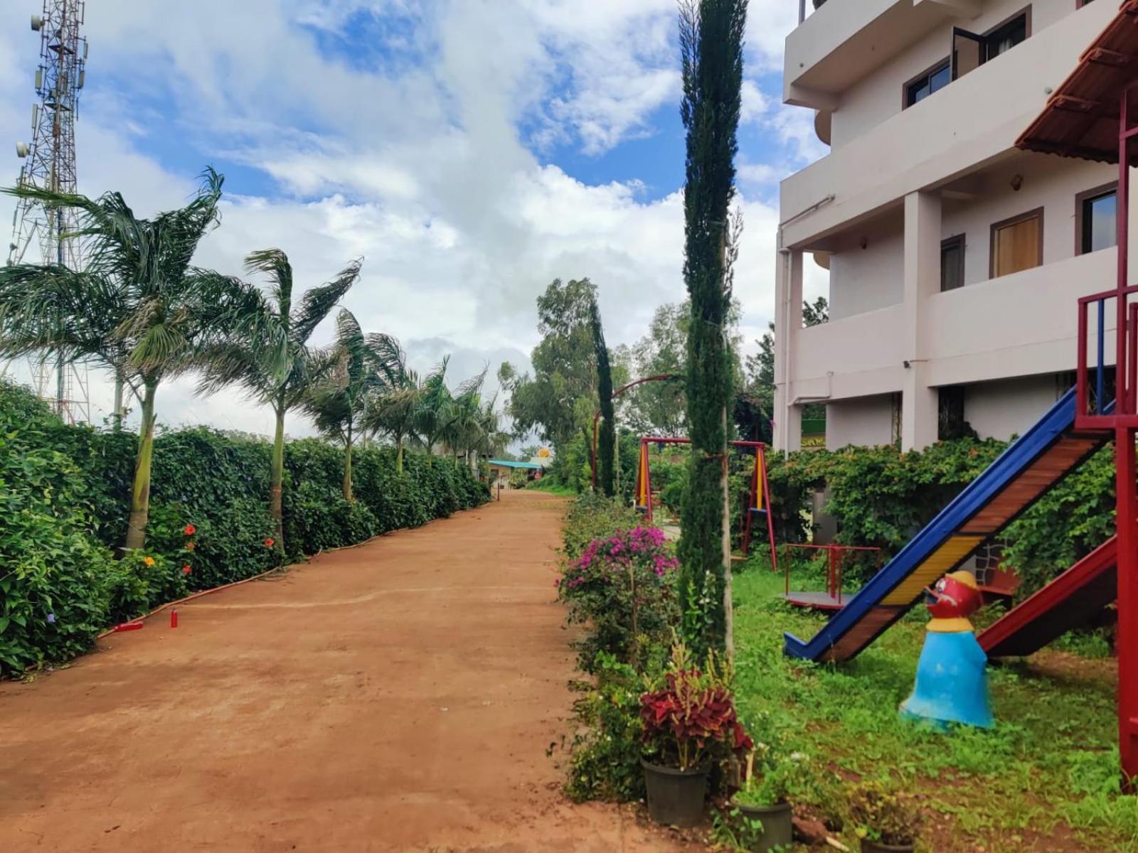 הוילה פנצ'גאני Quinte Hills Residency מראה חיצוני תמונה
